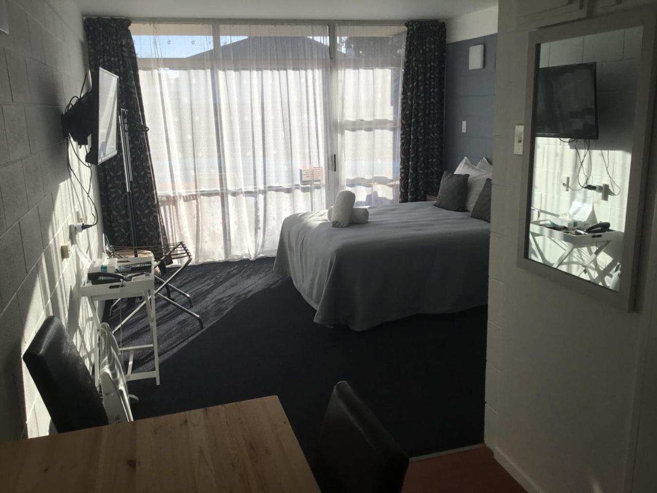 Raceway Motel Whanganui Exterior photo