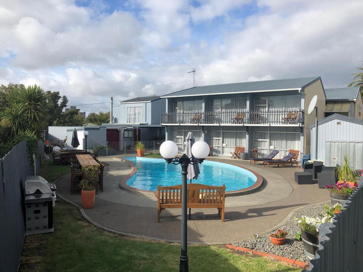 Raceway Motel Whanganui Exterior photo